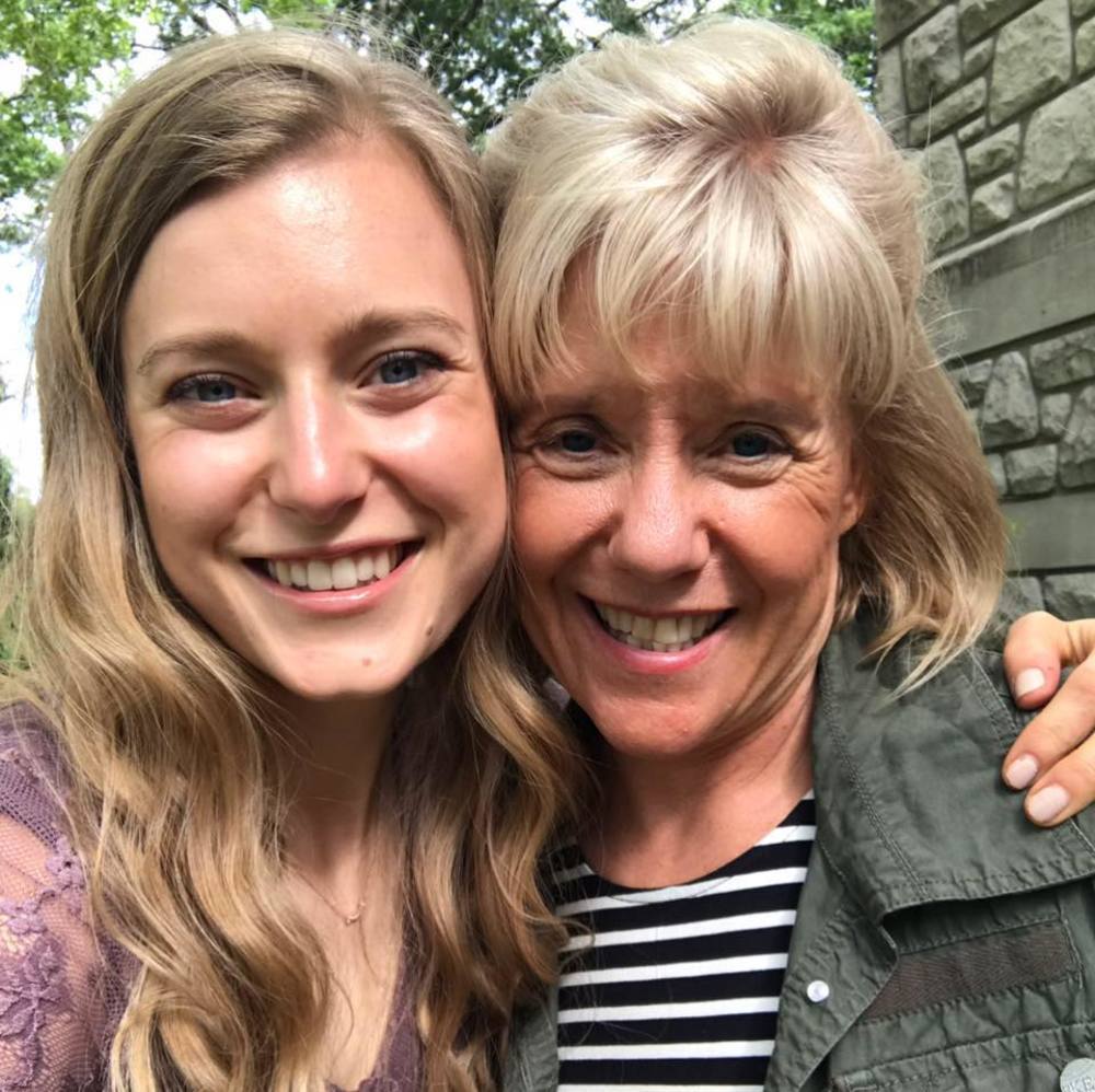 Meet your Posher, Carolyn